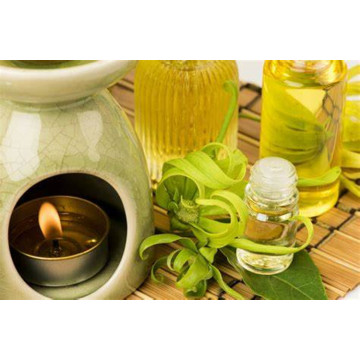 Aceite esencial de ylang OEM