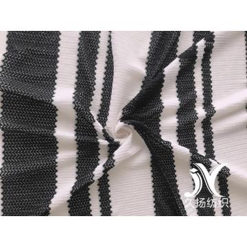 Tissu en maille à rayures au crochet