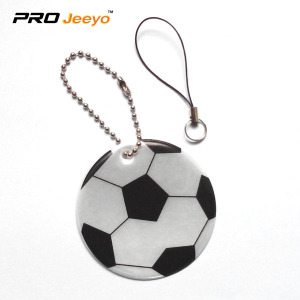 Cuir réfléchissant de football de mousse de PVC KeyChain blanc