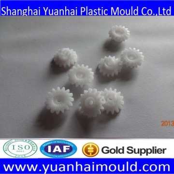 plastic moulding machine manufacturers