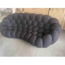 Bubble w salonie 3 -osobową sofę
