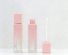 PET Lip Gloss Packaging with Brush Plug