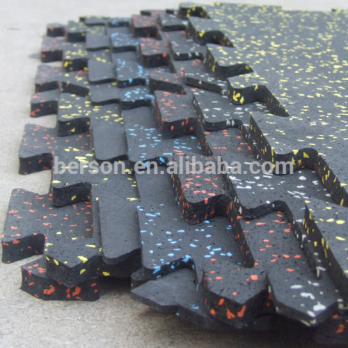 cheap price anti-slip rubber interlocking indoor tile/interlocking gym tile/Interlocking rubber tile flooring with hidden joint