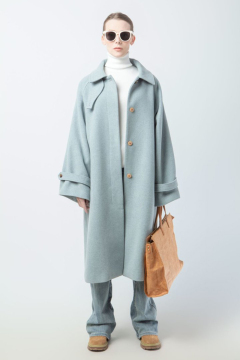 Timeless Classic Coat: The Ultimate Woll Coat Design