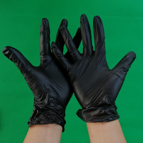 黒のビニール手袋