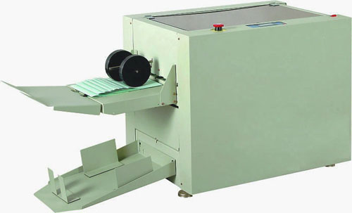 Paper folding machine with stitching function