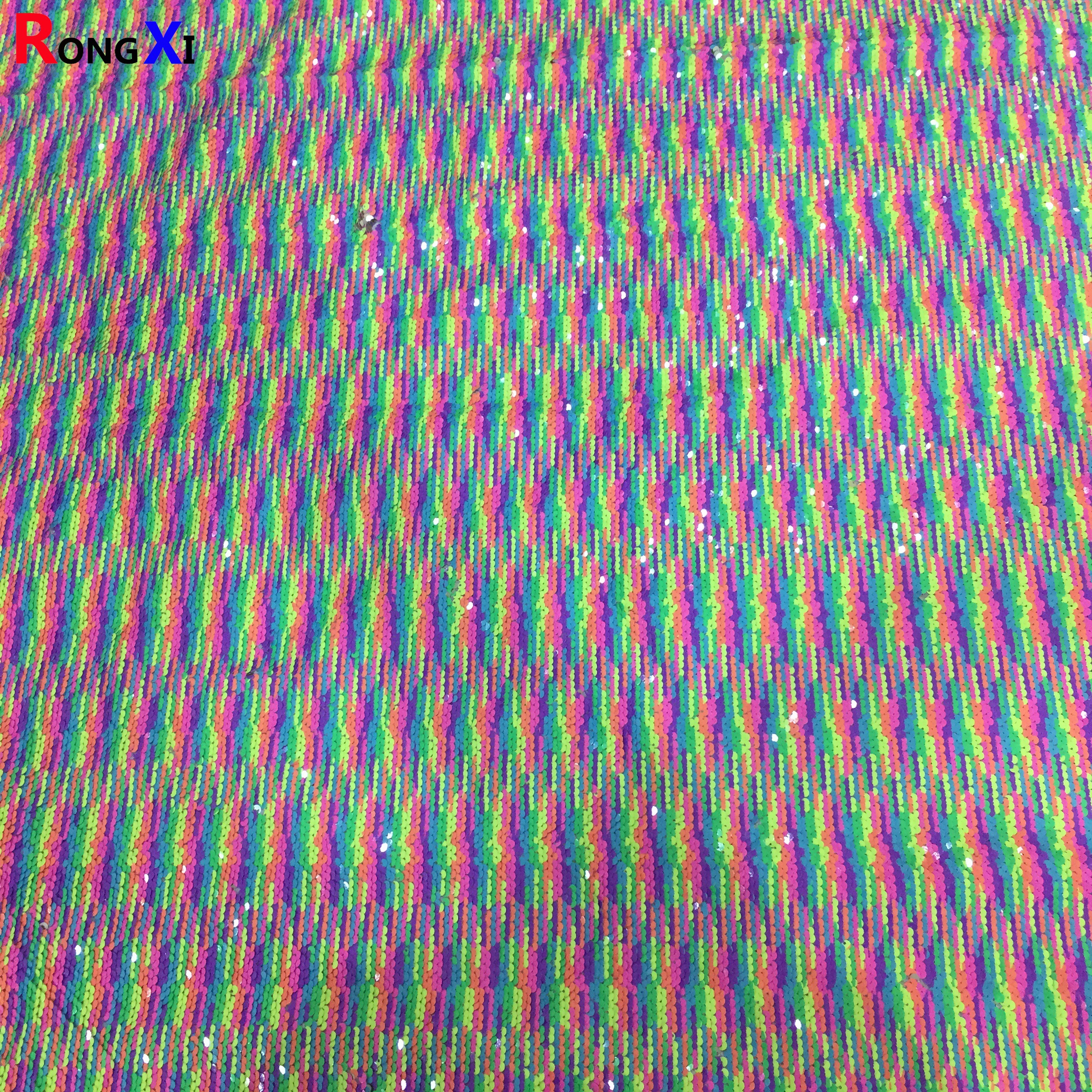 RXF0993 Marke Rainbow 5mm Reversible Rainbow Paillettenstoff