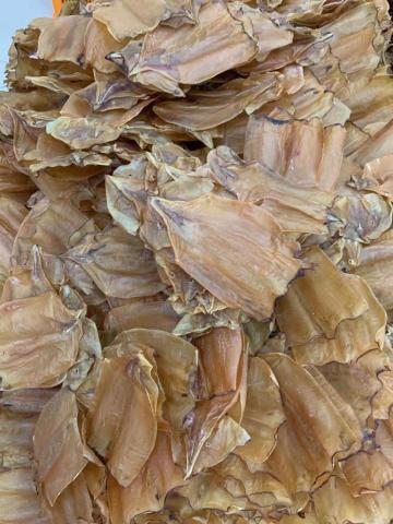 Dried squid body dried food