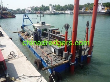 China Hydraulic Cutter Head River Sand Dredgers 