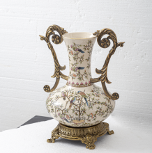 Noble Home Decor: Custom Ceramic Ornaments, Brass Craft Bird, Pattern Ceramic Flower Vases with Interior Accessories