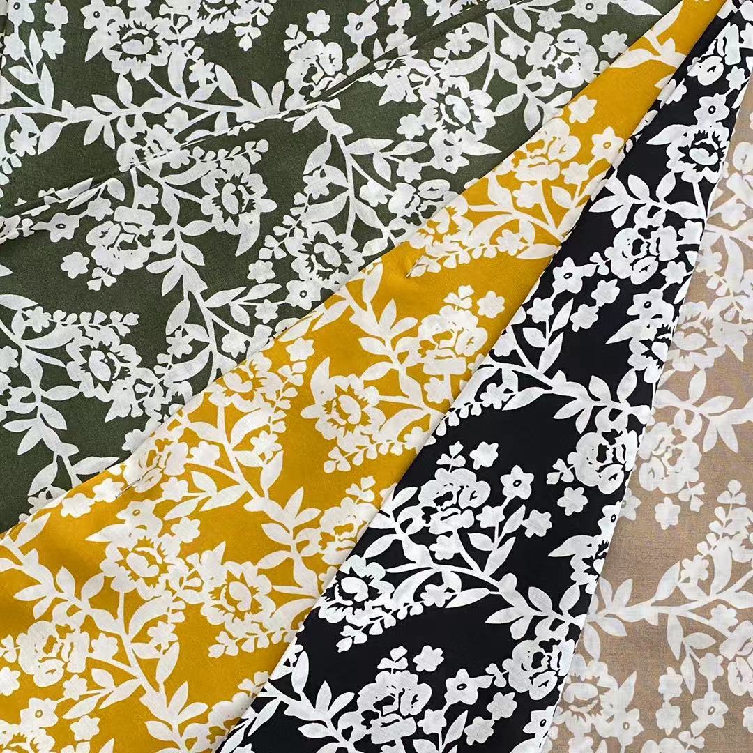 Beliebte beliebte 45er -Gewebkleidungsstücke 100% Rayon Blumenblume gedruckte Grenzgewebe