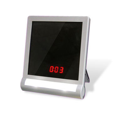 Relógio de mesa mini em Design de espelho cosmético com diodo emissor de luz, mede 12,5 x 2.6 x 14.8cmNew
