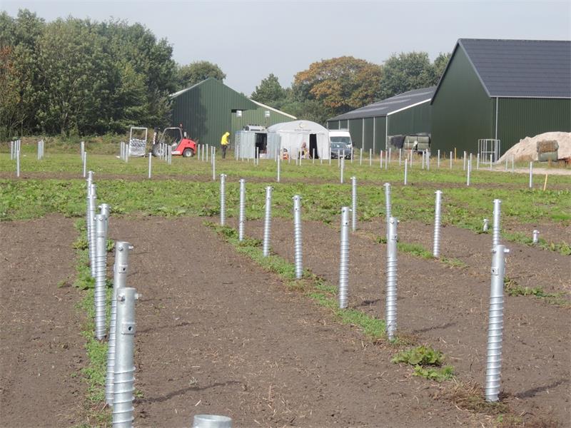 Zonnepaneel aardschroef ankerschroefstapel