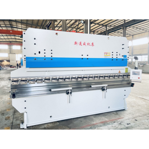 Three cylinder bending machine