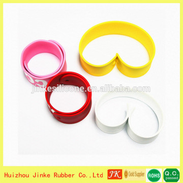 2014 fashionable cheap silicone slap band,reflective wristband slap wrap