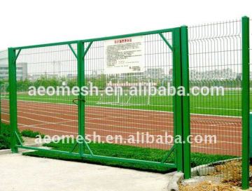 Double wire mesh fence for private garden