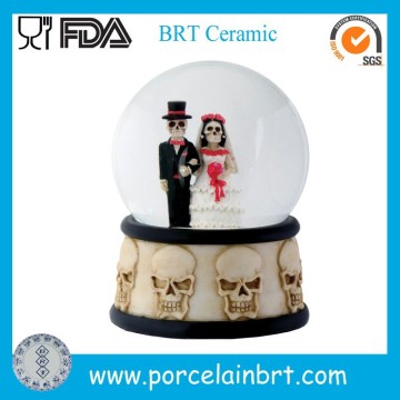 Wedding skull couple resin water Snow Globe