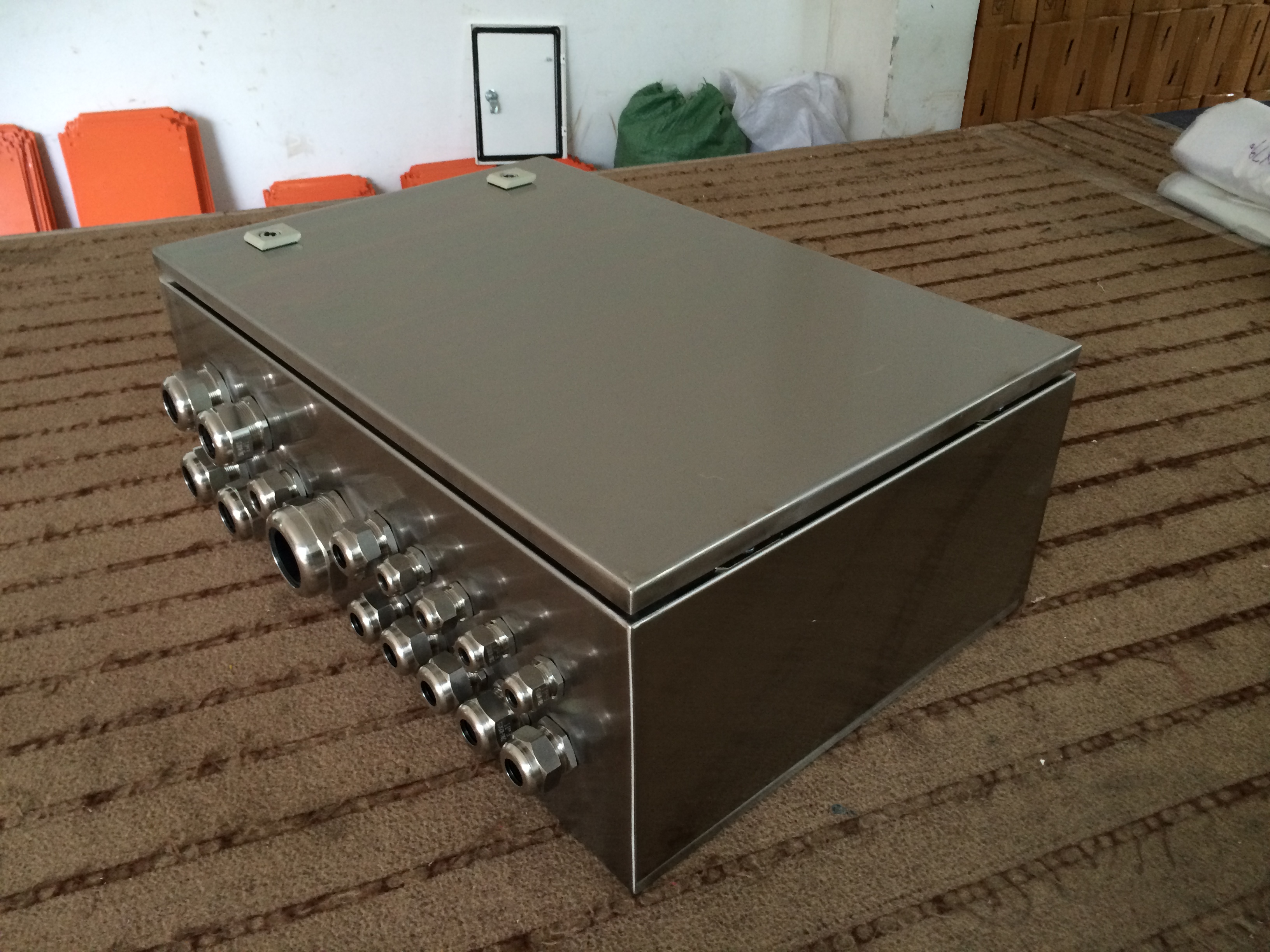 SAIP/SAIPWELL High Quality Solar Energy Stainless Steel Distribution Box