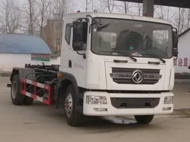 DONGFENG لفة على لفة قبالة شاحنة القمامة