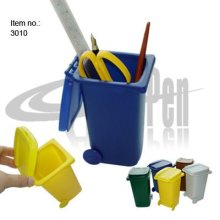 Mini wastebin style pen holder