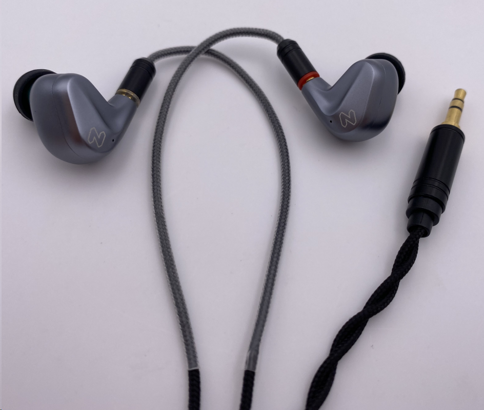 HiFi Earphones with MMCX Detachable Cables