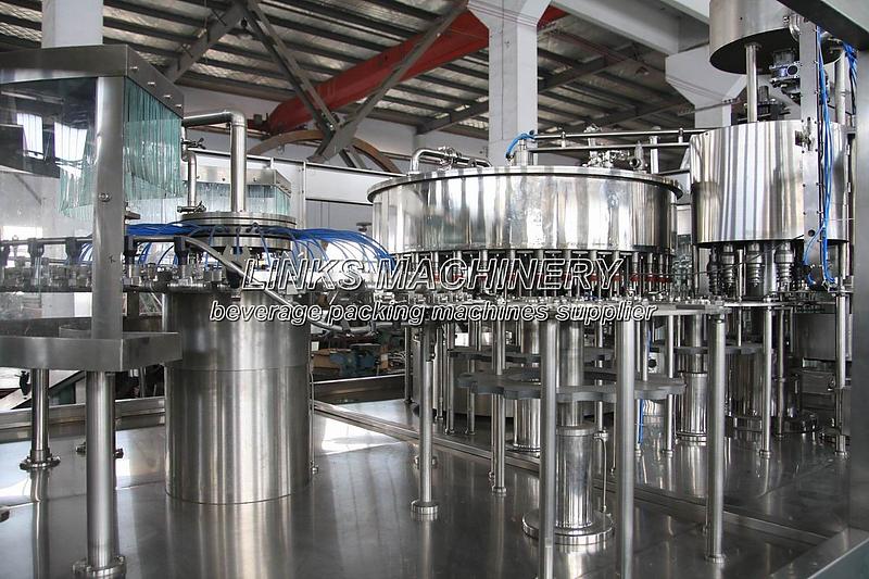 Full Automatic Liquid Filling Packing Machine