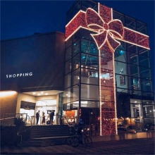 Outdoor 3D Giant Red Bow Ribbon Christmas Decoration for Shopping Center Holiday Displays