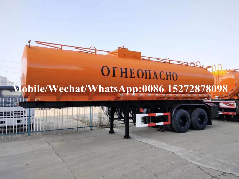 Remolque de combustible (1) Fuel Trailer (1)