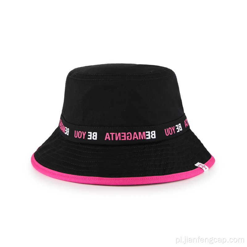 Kolorowy, bawełniany kapelusz typu bucket z modnym nadrukiem