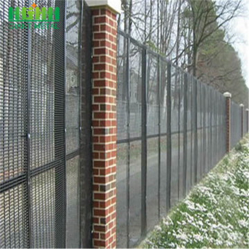 hot dip galvanized then powder coating in green or black color fence