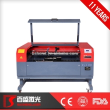 Laser cutting and engraving machine for clinder objects