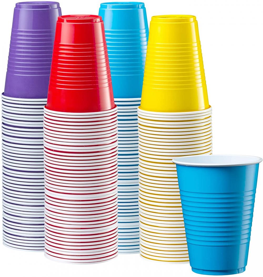 Couleurs assorties jetables à boire des tasses en plastique