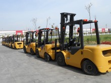 2Ton Diesel Forklift Truck,diesel clark forklift