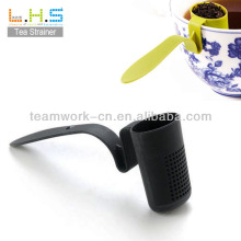 Plastic spoon tea strainer tea infuser