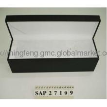 Black simple but elegant Wine Box