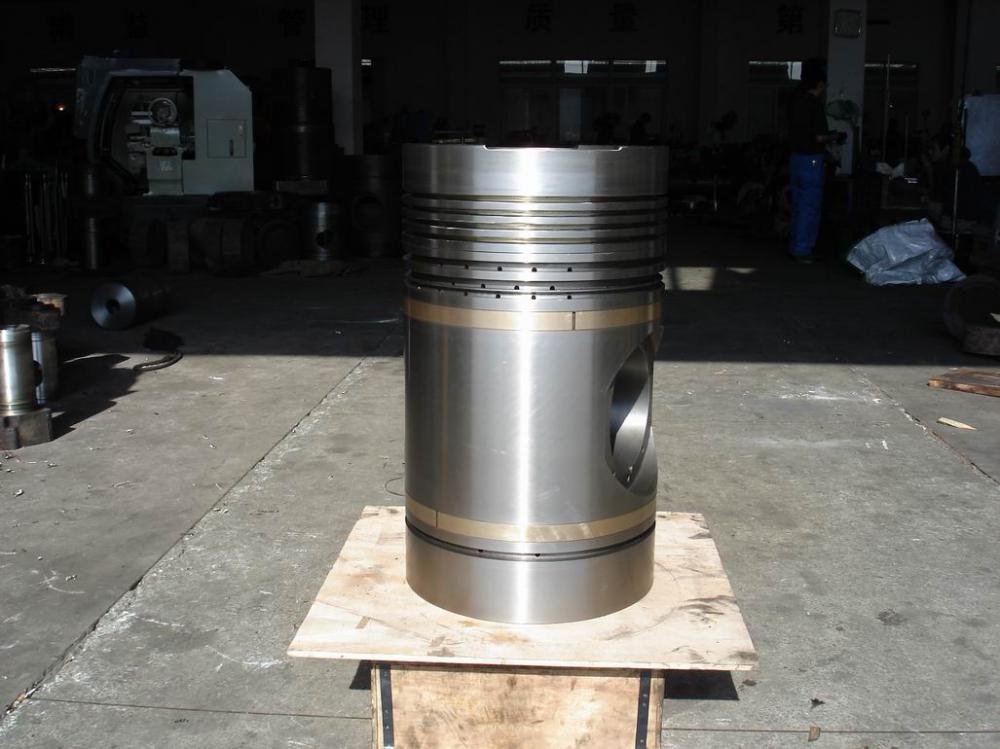 Motorkolbenzeichnung Engine Piston Drawing