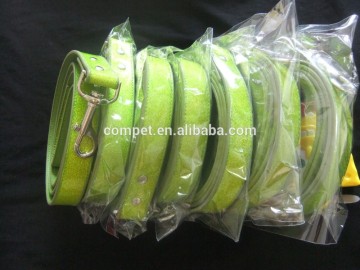 Green pu dog leashes .fashion leashes