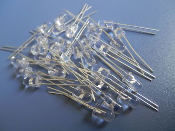 Super Flux 5mm White Led Light Emmiting Diode , Uv Led 625nm / 592nm / 515nm / 592nm