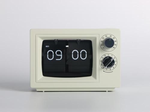 Mini TV Flip Clock na mesa