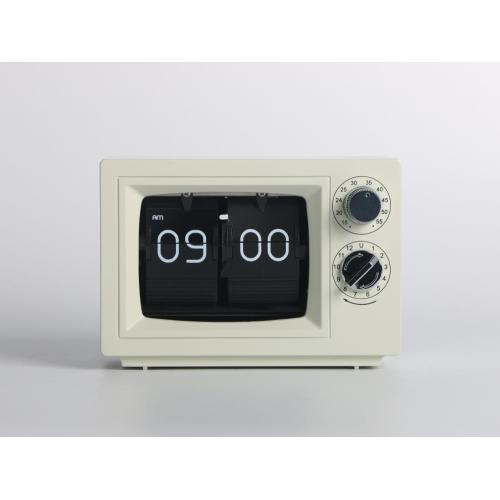 Mini TV Flip Clock di Meja