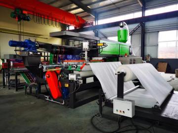 PE Foam extruding Laminating Machine
