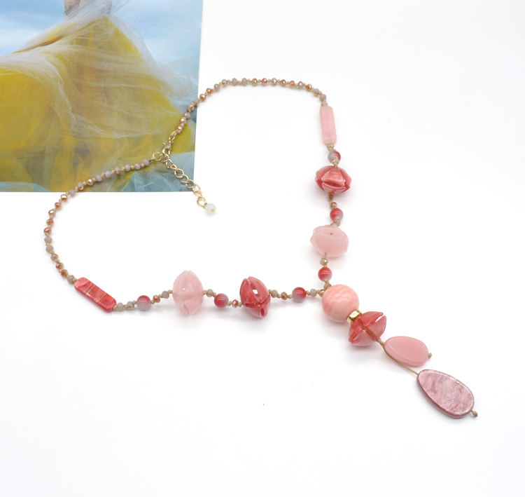 2021 stylish rose red resin seed bead jewelry for women acrylic pink glass bead necklace