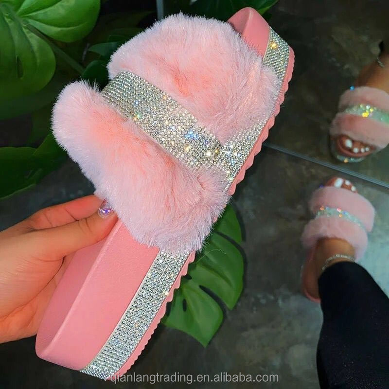 Wholesale fashion design flat shoes for women faux fur slippers for ladies shoe sandals Fur Slides Rhinestones Outdoor 2021