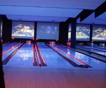 Brunswick Bowling Alley Bowling Equipment