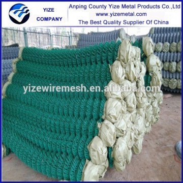 China Manufacture security chain link fences with barbed wire