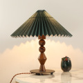 Lampade da tavolo decorative in legno LEDER