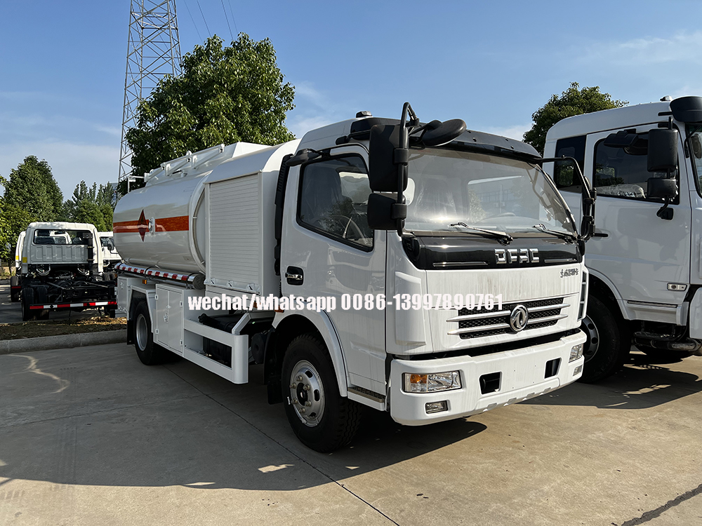 Dongfeng 5000litres طائرة التزود بالوقود/ شاحنة