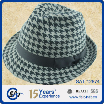 Printed checked wool hats