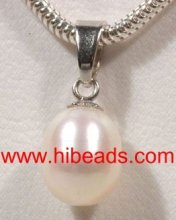 White freshwater rice pearl pendant FPP0020
