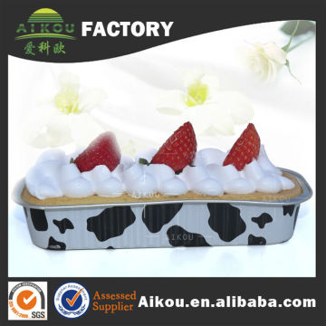 Smoothwall colored disposable aluminum foil loaf pan